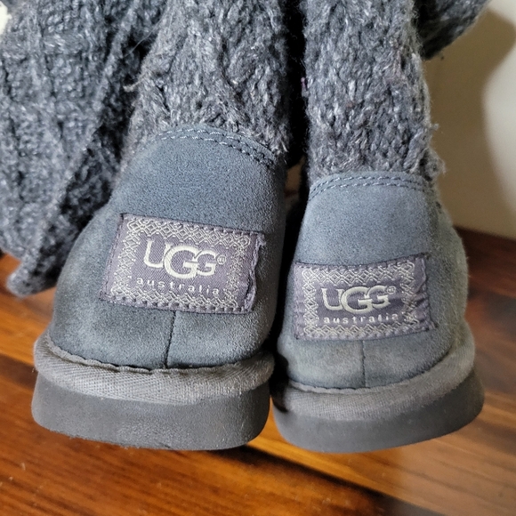 UGG Australia Gray Lattice Sweater Boots - Picture 6 of 8